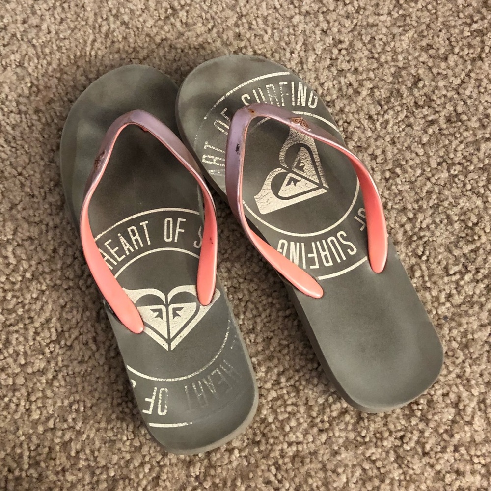 worn, Roxy flip flops